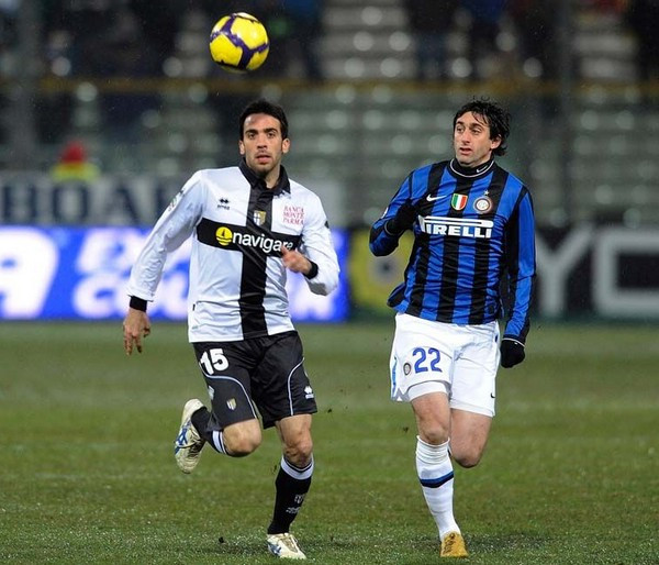 疑是对对手 疑是对对手