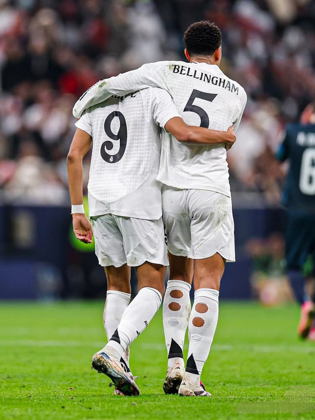 姆巴佩终于 姆巴佩终于