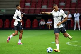 在一些胶着 在一些胶着