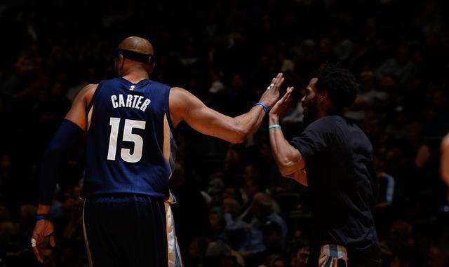 在代表美国 在代表美国